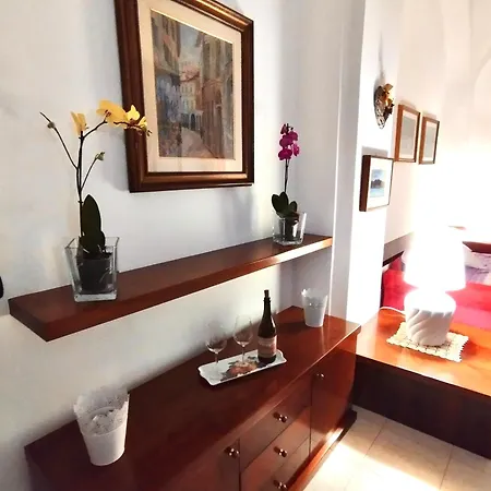 Promenade & Lakefront Bellano