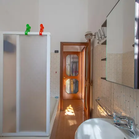 Daire Promenade & Lakefront *