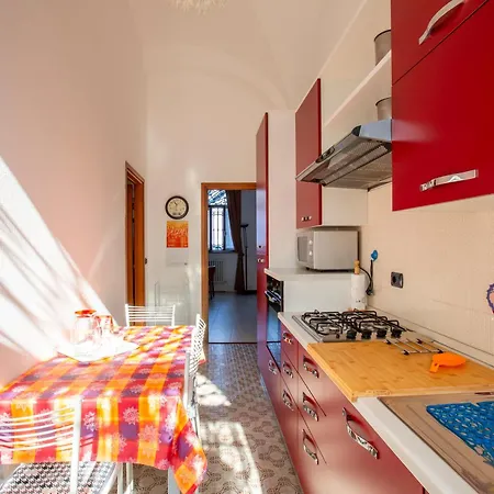 Promenade & Lakefront * Bellano