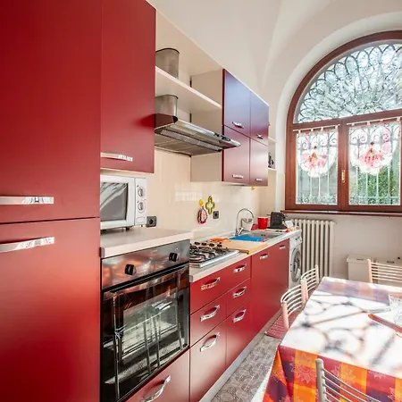 Promenade & Lakefront Apartment Bellano