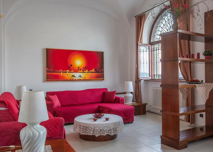 Promenade & Lakefront * בלאנו