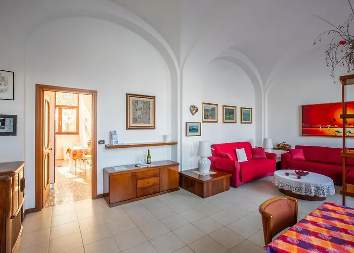 Promenade & Lakefront בלאנו