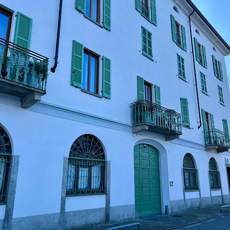 Promenade & Lakefront Apartment Bellano